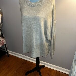 Gray Oversized Comfortable Sweater Sz XL H&M’s Line DIVIDED Excellent Condition